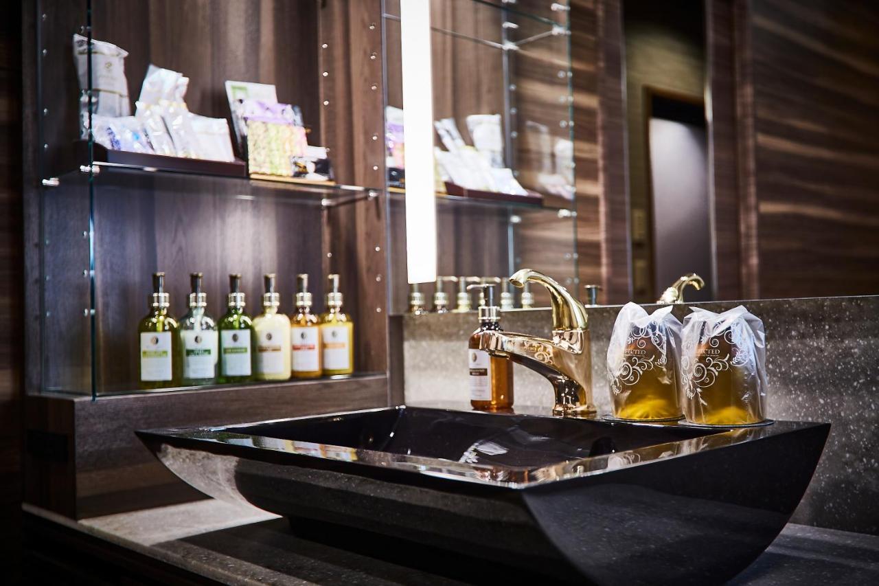 Petit Bali Ikebukuro (Adults Only) Hotel Tokio Buitenkant foto