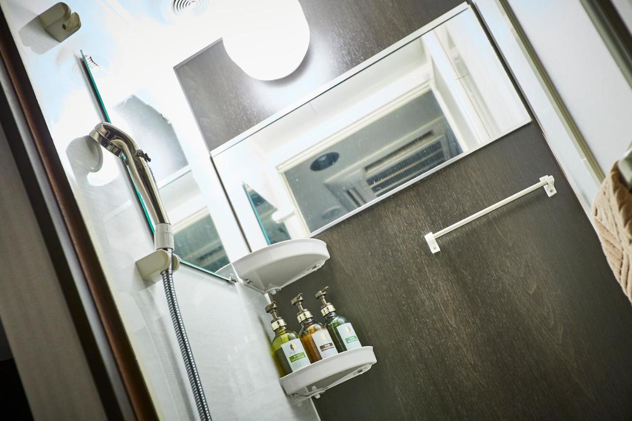 Petit Bali Ikebukuro (Adults Only) Hotel Tokio Buitenkant foto